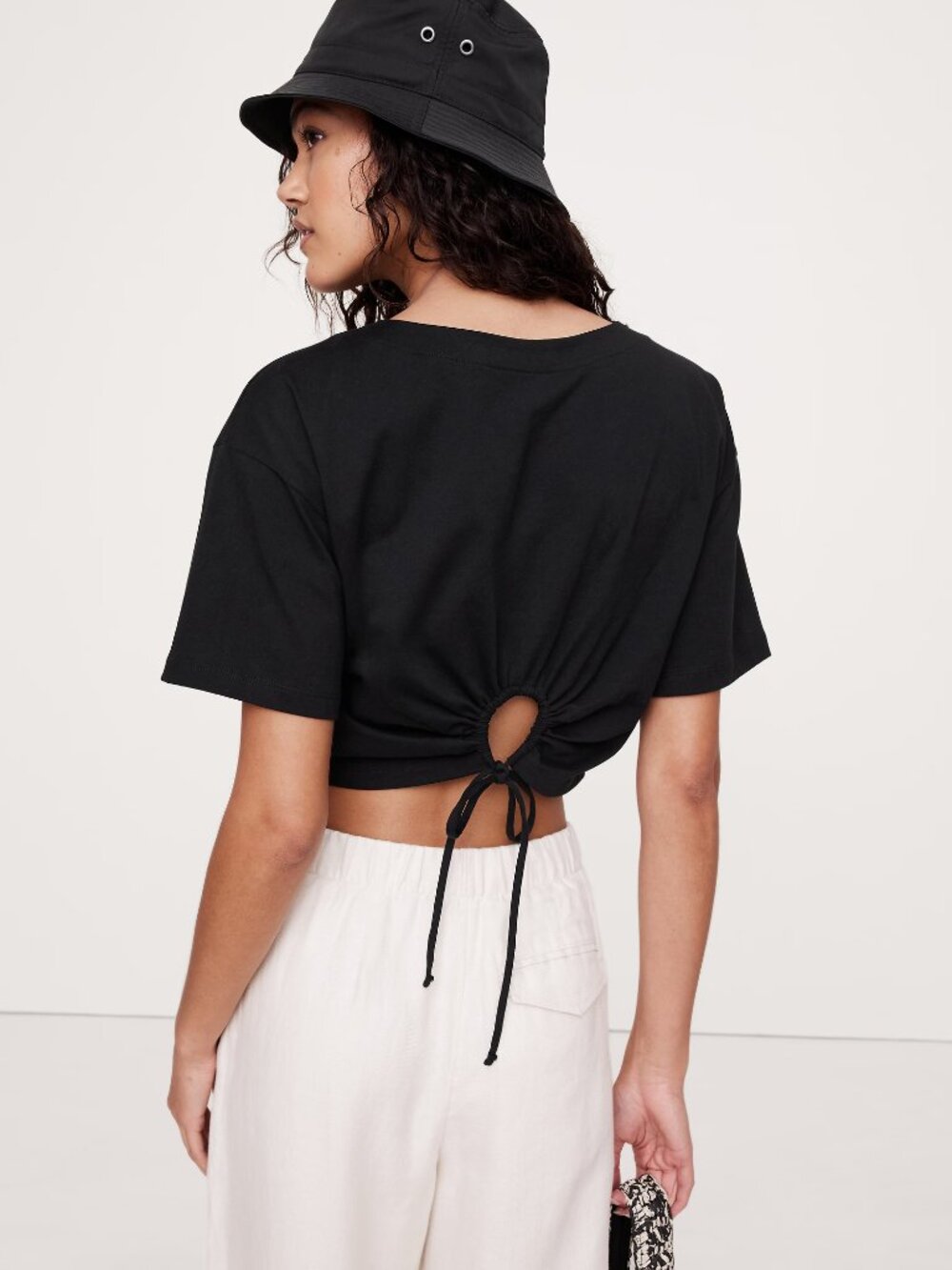 NWT!!! Banana Republic Black Cotton Knit Cropped Keyhole-Back Tie-Back S/S Top S
